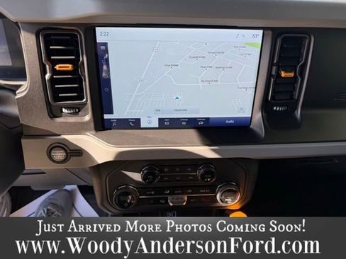 Used 2023 Ford Bronco Badlands image 9