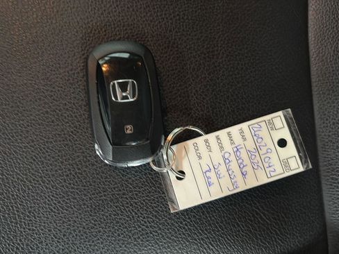 Used 2025 Honda Odyssey Sport-L image 39