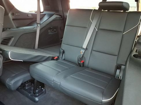 Certified 2025 Cadillac Escalade Sport AWD/4WD image 20