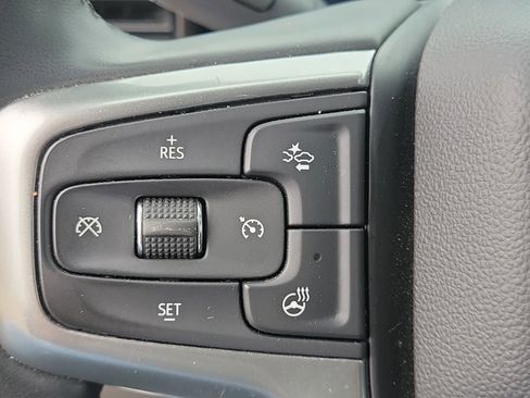 Used 2025 Chevrolet Silverado 1500 LT image 19