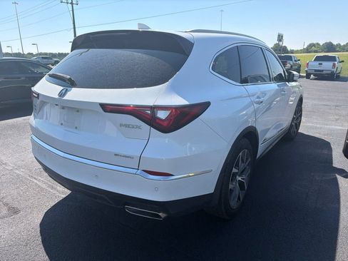 Used 2022 Acura MDX w/ Technology Package AWD/4WD image 4
