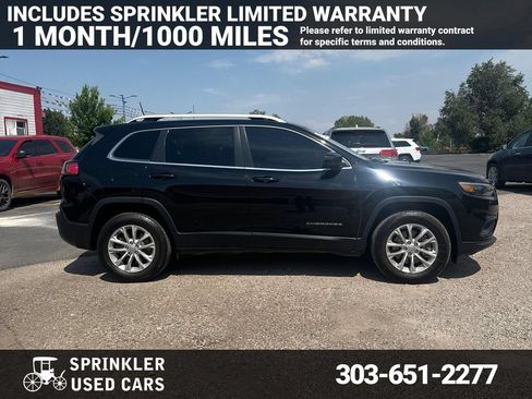 Used 2019 Jeep Cherokee Latitude w/ Cold Weather Group AWD/4WD image 1