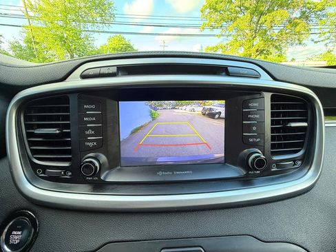 Used 2019 Kia Sorento EX AWD/4WD image 32