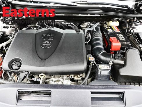 Used 2018 Toyota Camry XLE w/ Driver Assist Package FWD image 7