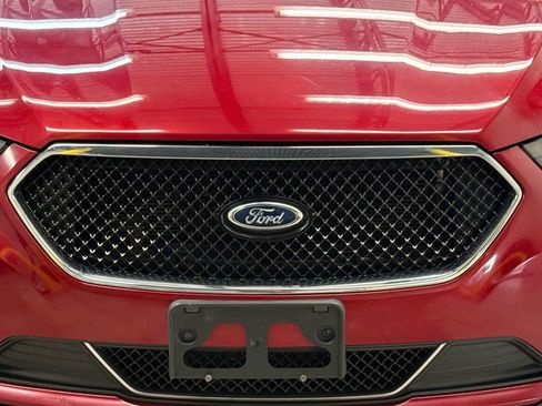 Used 2015 Ford Taurus SHO w/ Equipment Group 401A image 5