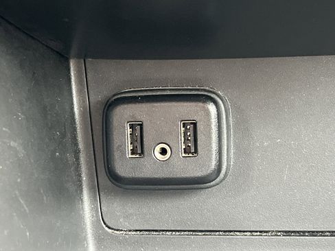 Used 2019 Chevrolet Colorado ZR2 image 8