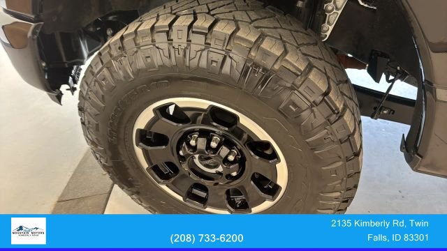 Used 2025 Ford F350 Platinum w/ Tremor Off-Road Package AWD/4WD image 15