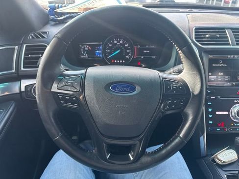 Used 2016 Ford Explorer Sport image 14