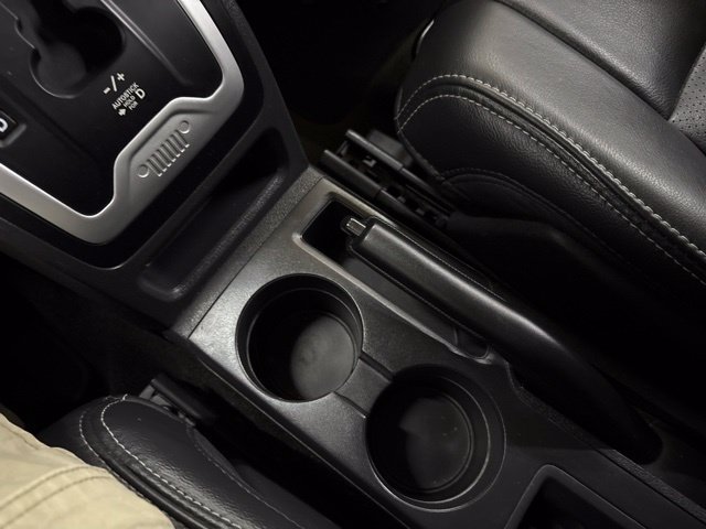 Used 2016 Jeep Compass High Altitude FWD image 45