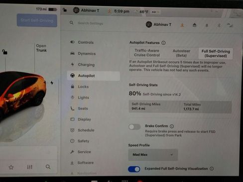 Used 2025 Tesla Model Y Long Range image 40