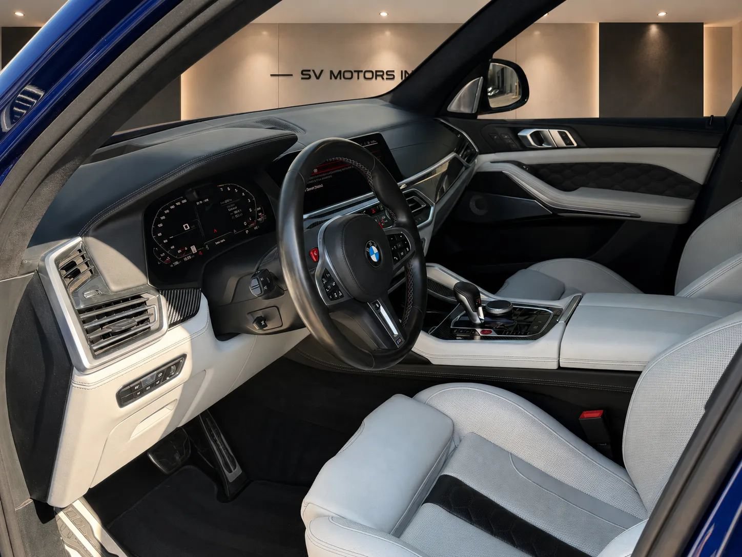 Used 2020 BMW X5 M Competition AWD/4WD image 12
