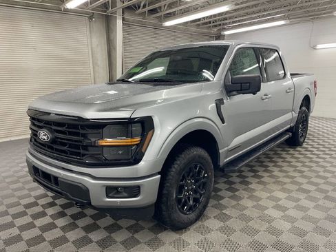 New 2025 Ford F150 XLT w/ Equipment Group 302A MID image 13