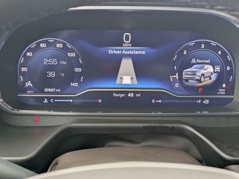 Used 2023 Chevrolet Tahoe Z71 w/ Z71 Off-Road Package image 8