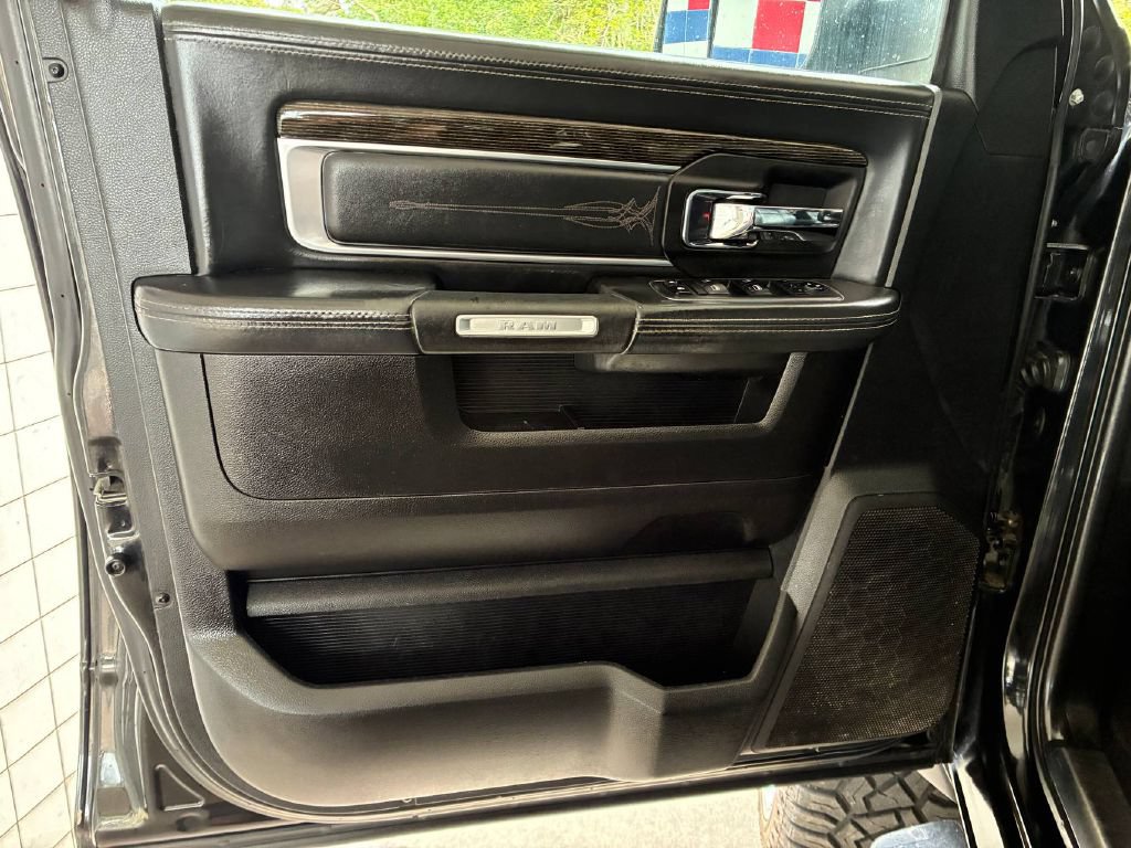 Used 2018 RAM 2500 Limited AWD/4WD image 9