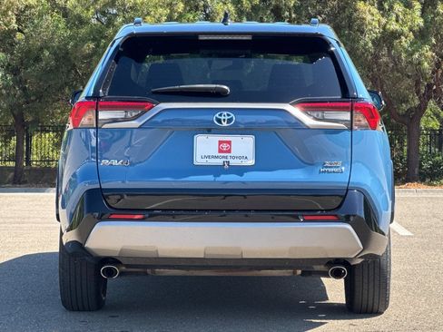 Certified 2022 Toyota RAV4 XSE AWD/4WD image 5