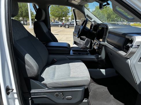 Used 2021 Ford F150 XLT w/ Equipment Group 302A High RWD image 16