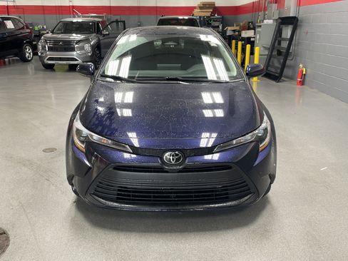 Used 2024 Toyota Corolla LE image 3