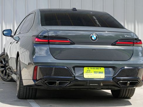 Used 2023 BMW 760i xDrive w/ Executive Package AWD/4WD image 6