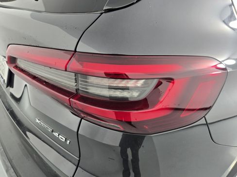 Used 2021 BMW X5 xDrive40i w/ Convenience Package image 9