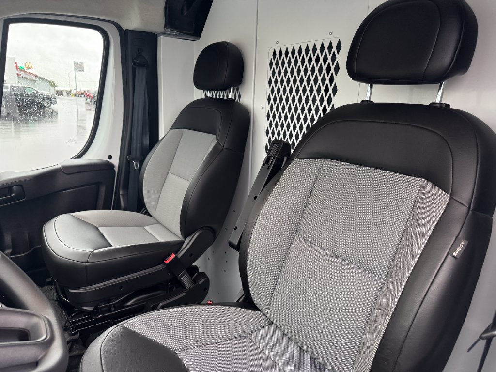 Used 2023 RAM ProMaster 2500 FWD image 18