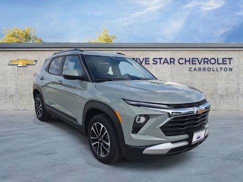 Used 2026 Chevrolet TrailBlazer LT FWD image 1
