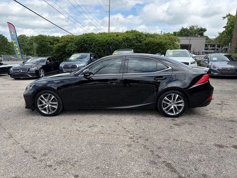 Used 2018 Lexus IS 300 w/ Accessory Package 2 RWD image 8