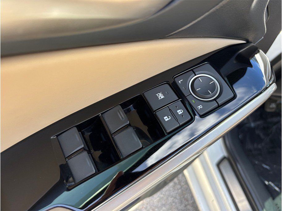 Used 2020 Lexus IS 300 AWD w/ Accessory Package image 19