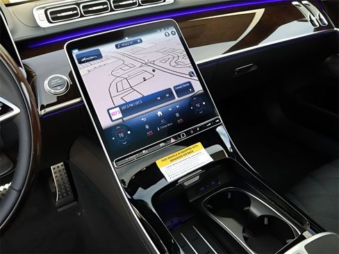 New 2026 Mercedes-Benz S 580 4MATIC Sedan image 45