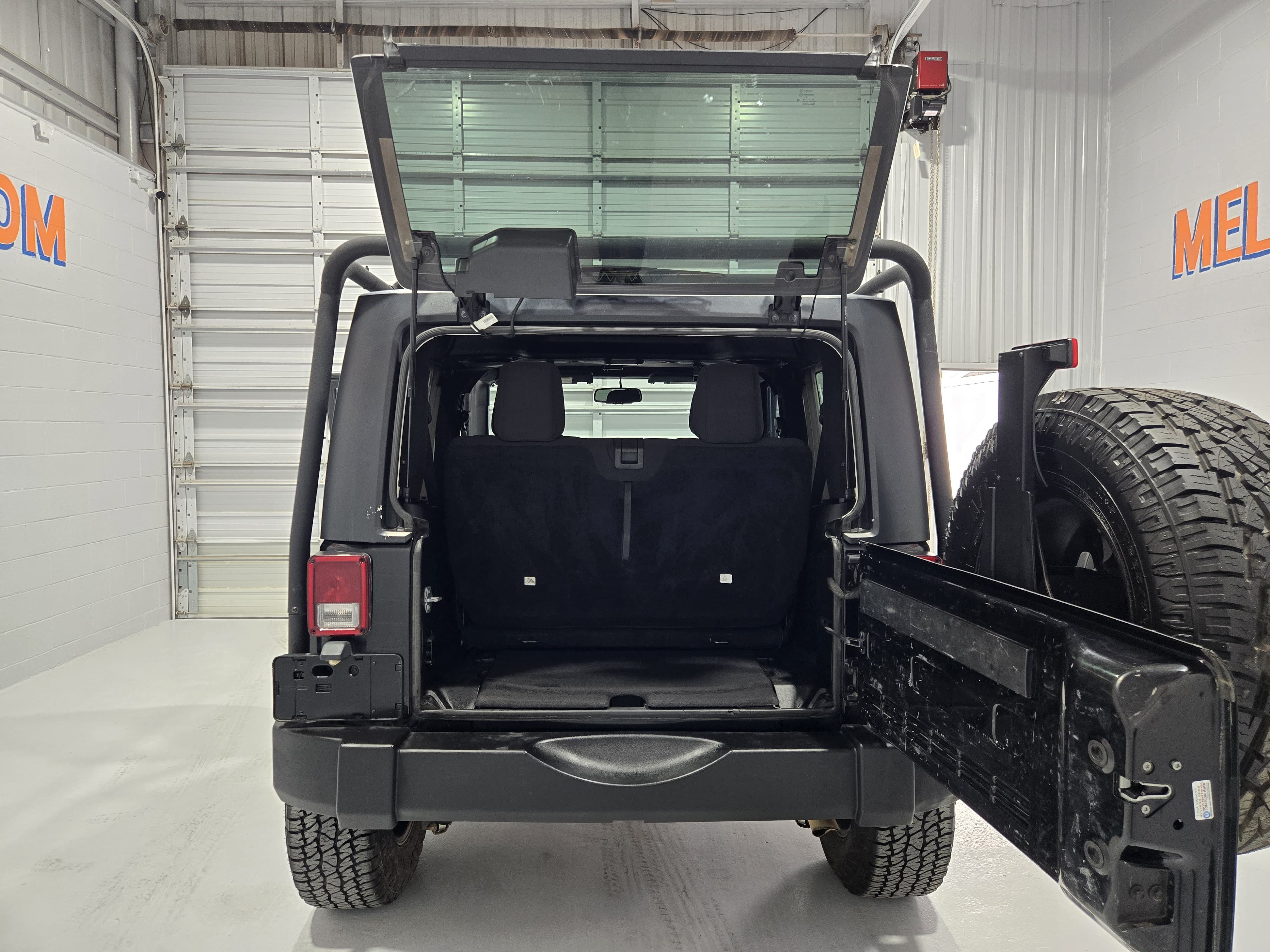 Used 2014 Jeep Wrangler Sport w/ Quick Order Package 24S AWD/4WD image 5