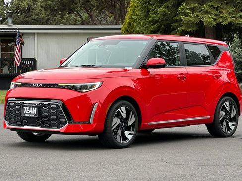 Certified 2023 Kia Soul GT-Line w/ GT-Line Technology Package FWD image 8