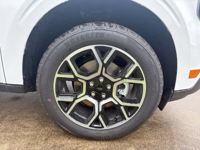 New 2026 Ford Maverick Lariat AWD/4WD image 21