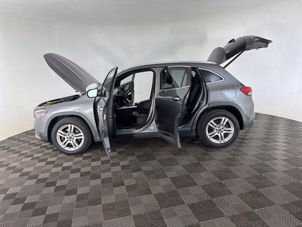 Used 2021 Mercedes-Benz GLA 250 4MATIC image 10