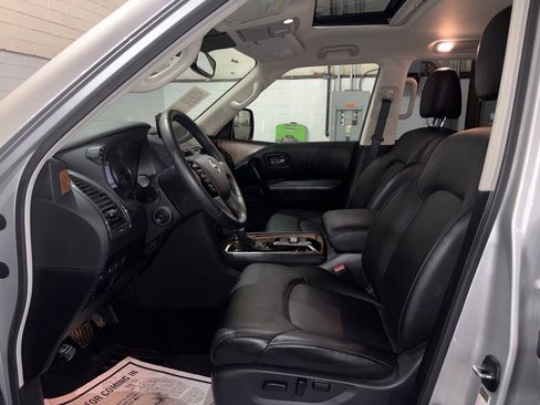 Used 2024 Nissan Armada SL w/ Captain's Chairs Package image 19