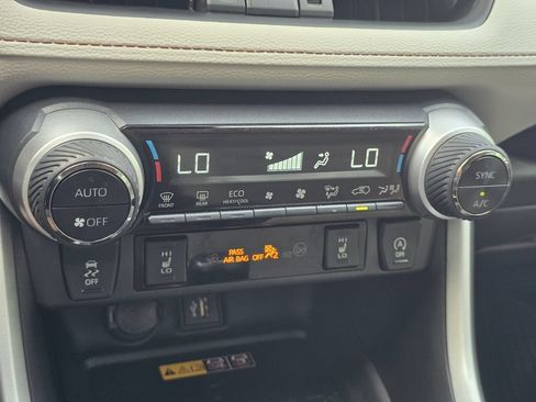 Used 2024 Toyota RAV4 XLE Premium w/ Weather Package AWD/4WD image 19