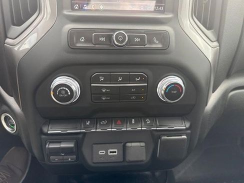 Certified 2024 GMC Sierra 2500 Pro w/ Convenience Package image 14