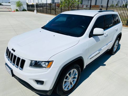 Used 2015 Jeep Grand Cherokee Laredo w/ Quick Order Package 23E image 9