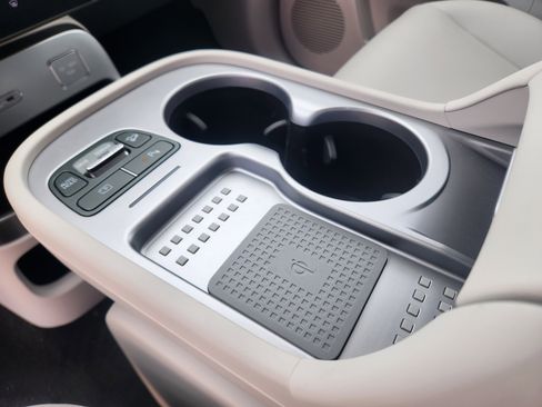 New 2026 Hyundai Ioniq 9 SEL AWD/4WD image 15