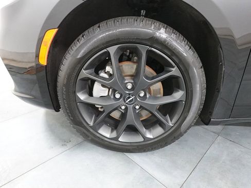 Used 2024 Chrysler Pacifica Touring-L w/ S Appearance Package image 28