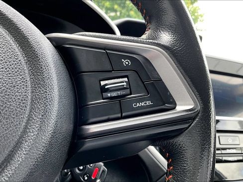 Used 2019 Subaru Crosstrek 2.0i Premium AWD/4WD image 12