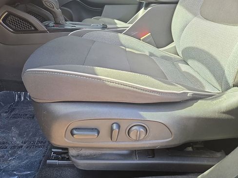 Used 2022 Chevrolet TrailBlazer LT w/ Convenience Package image 24