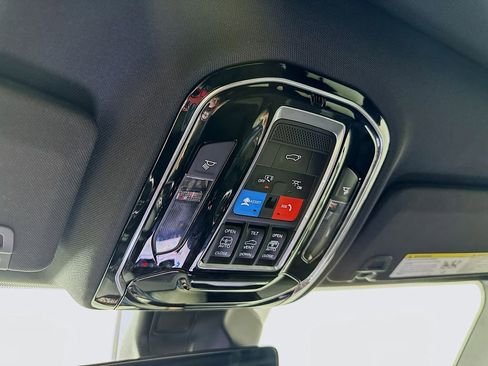 Used 2022 Jeep Grand Cherokee Overland image 33