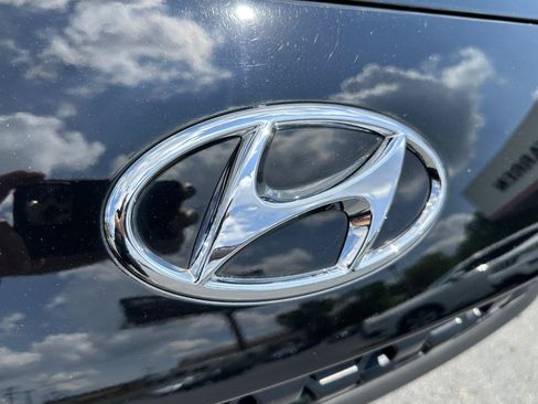 Used 2023 Hyundai Kona SEL w/ Cargo Package AWD/4WD image 22