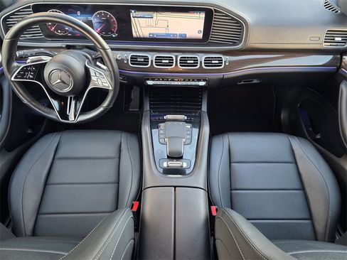 Used 2025 Mercedes-Benz GLS 450 4MATIC image 20