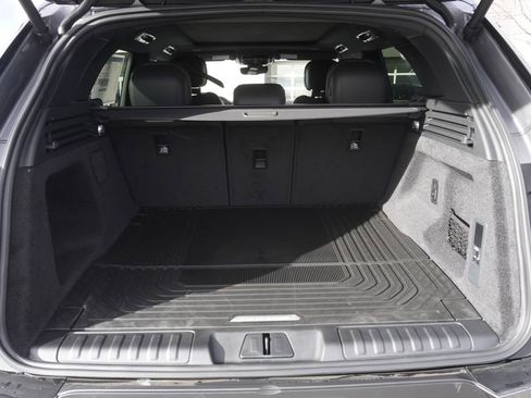 New 2025 Land Rover Range Rover Sport SE image 31