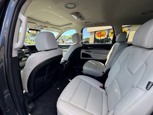 Used 2024 Kia Telluride S w/ S Sunroof Package AWD/4WD image 10