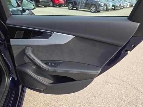 Used 2022 Audi A4 2.0T Premium Plus image 12