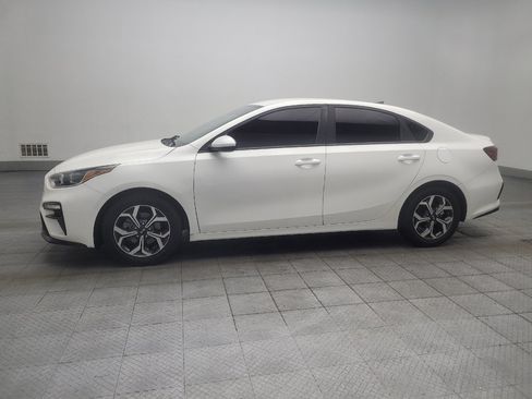Used 2019 Kia Forte LXS FWD image 2
