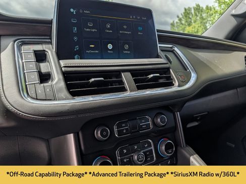 Used 2023 Chevrolet Tahoe Z71 w/ Luxury Package AWD/4WD image 6