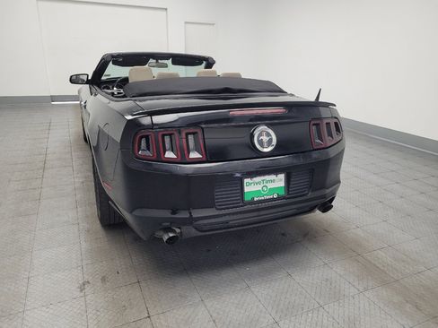Used 2013 Ford Mustang Convertible RWD image 6