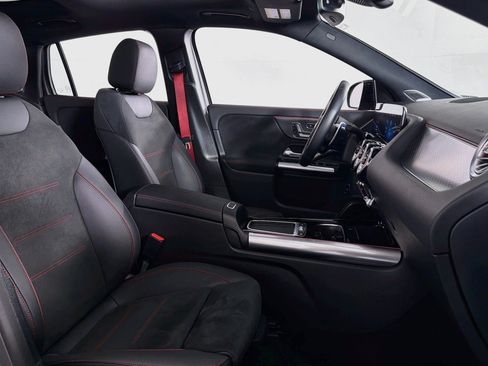 Certified 2025 Mercedes-Benz GLA 35 AMG 4MATIC image 8